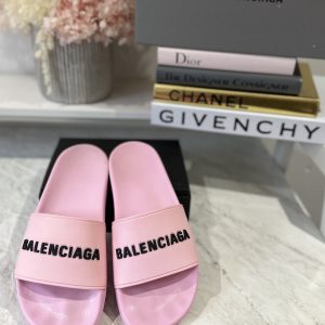 Balenciaga Logo pool slides pink