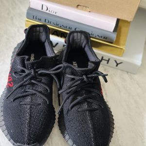 Yeezy Boost 350 V2 Bred