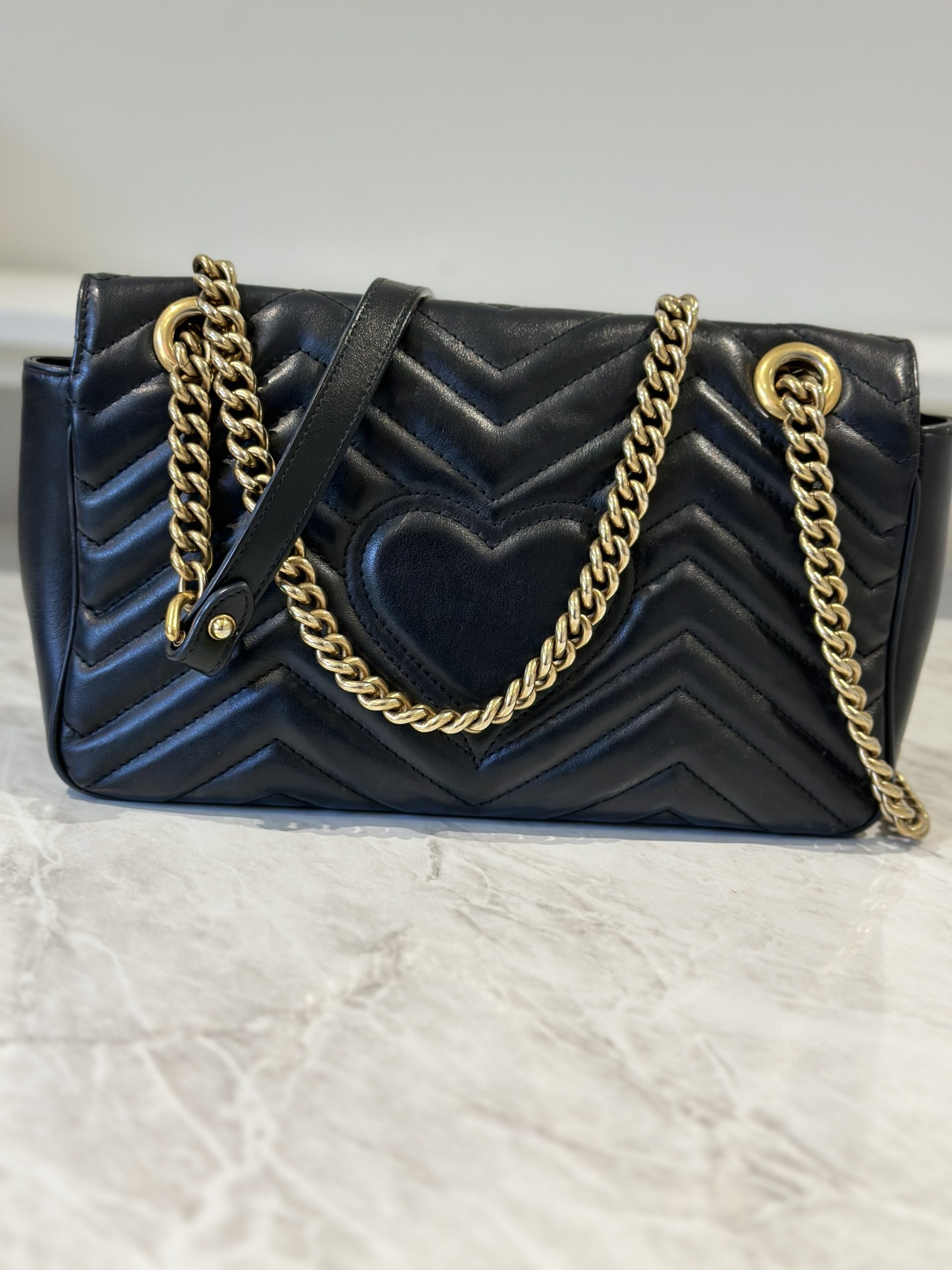 Gucci GG Marmont Small Matelasse Shoulder Bag - Image 4