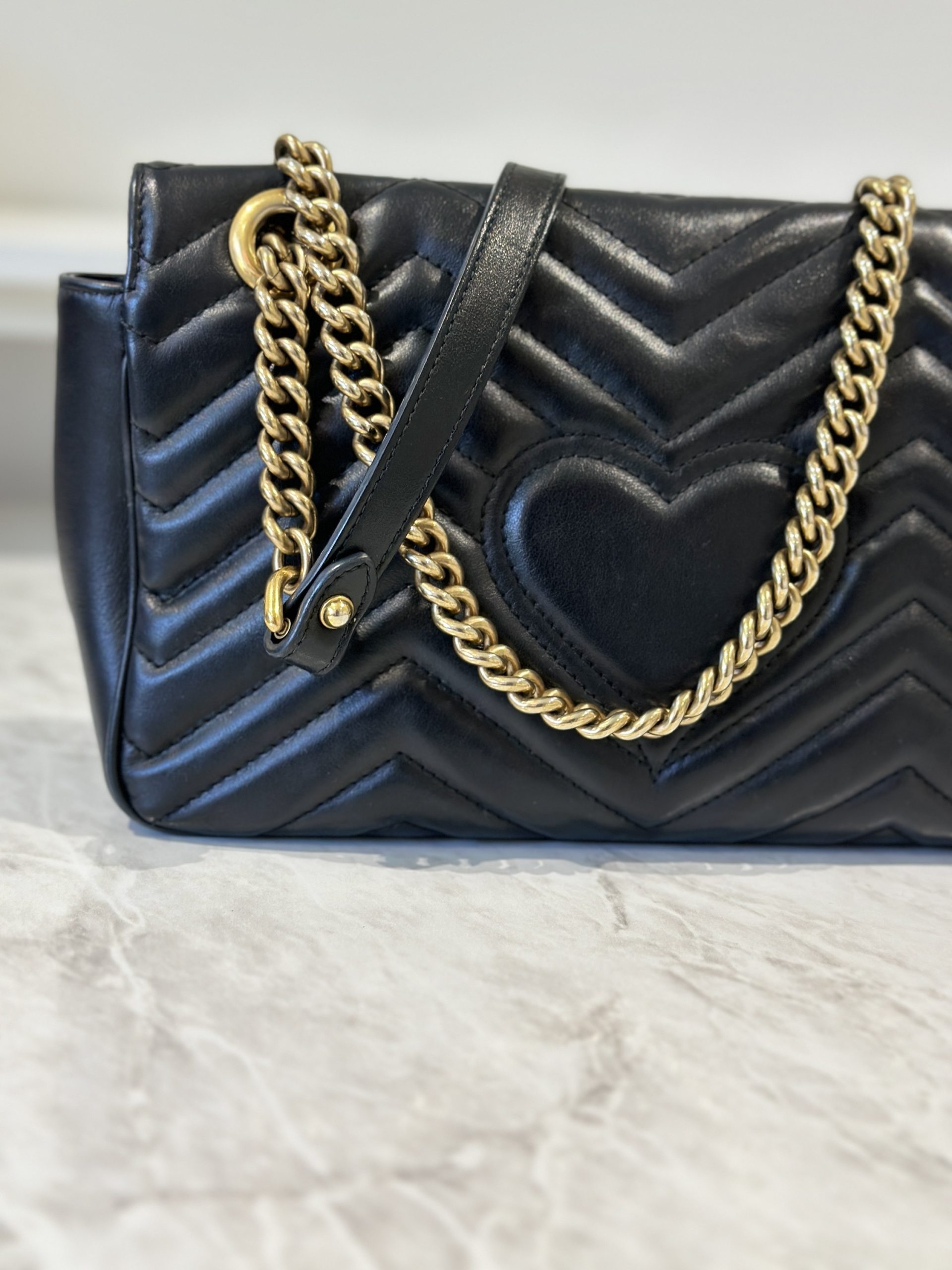 Gucci GG Marmont Small Matelasse Shoulder Bag - Image 5